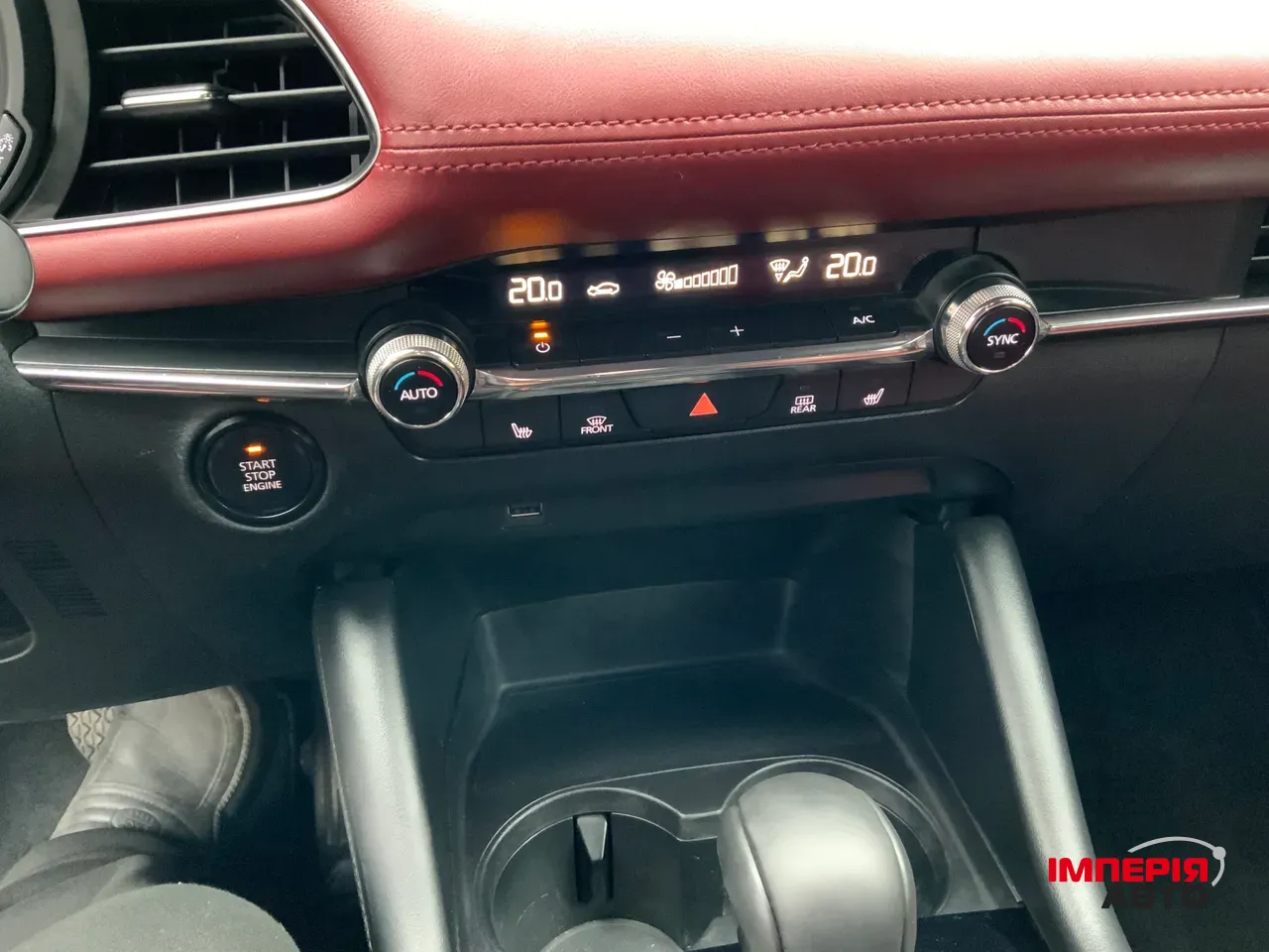 Mazda 3 - фото 22