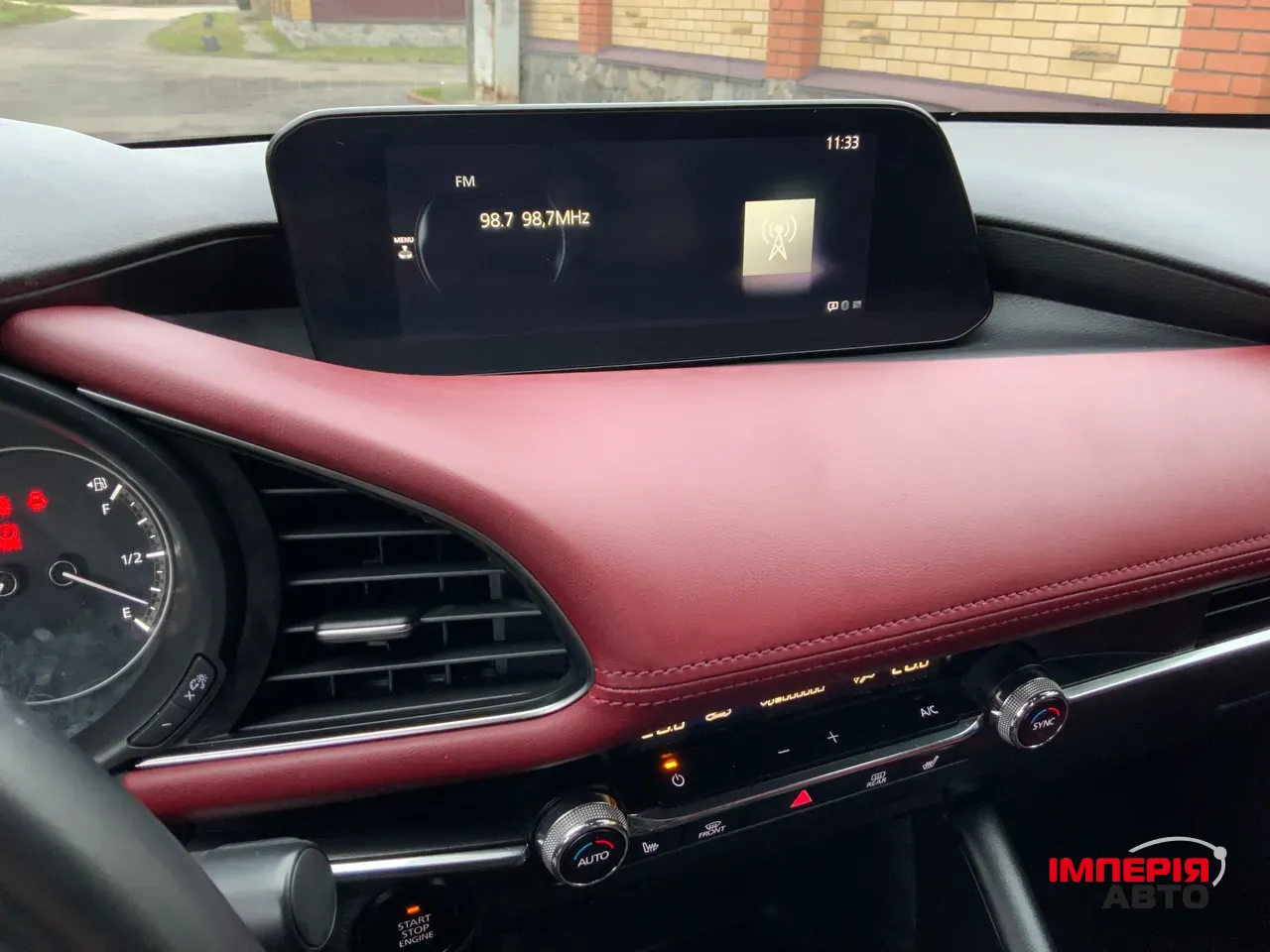 Mazda 3 - фото 24