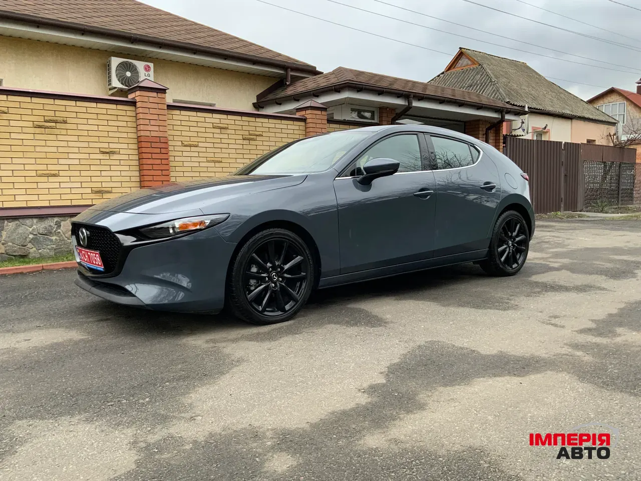 Mazda 3 - фото 1