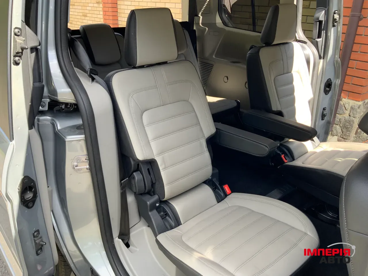 Ford Transit Connect - фото 15