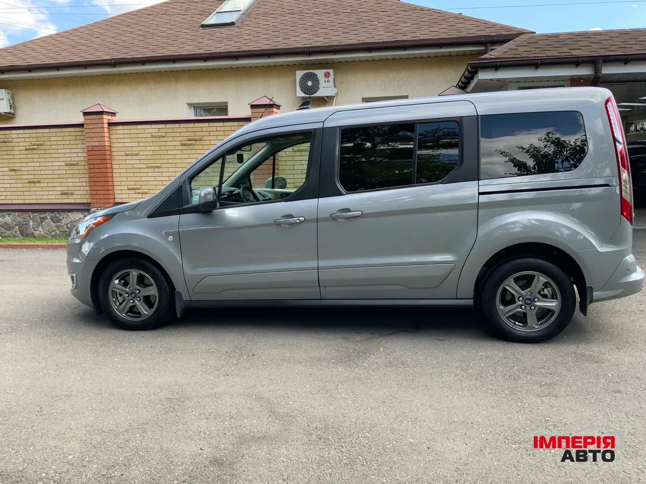 Ford Transit Connect - фото 20