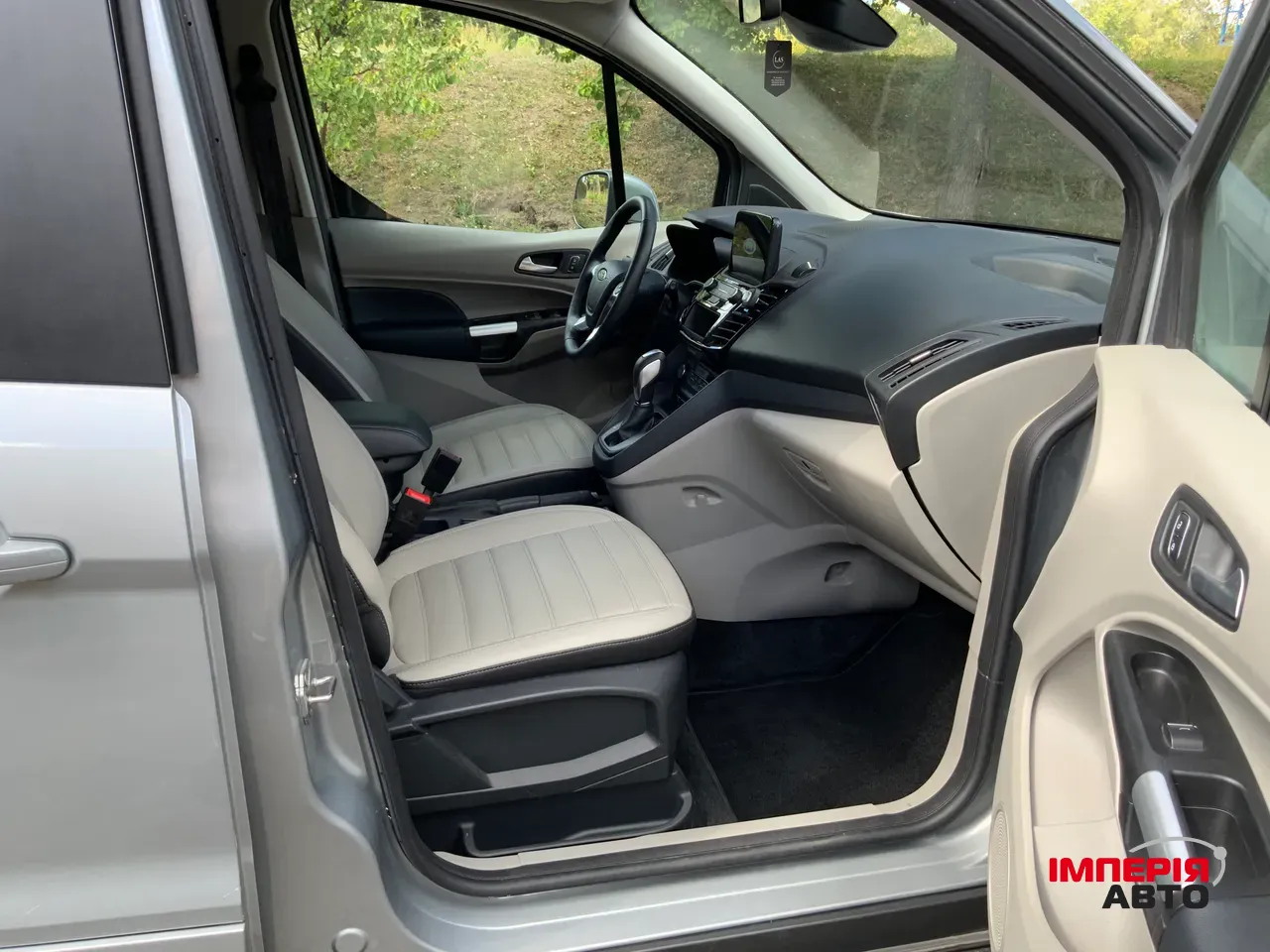 Ford Transit Connect - фото 28