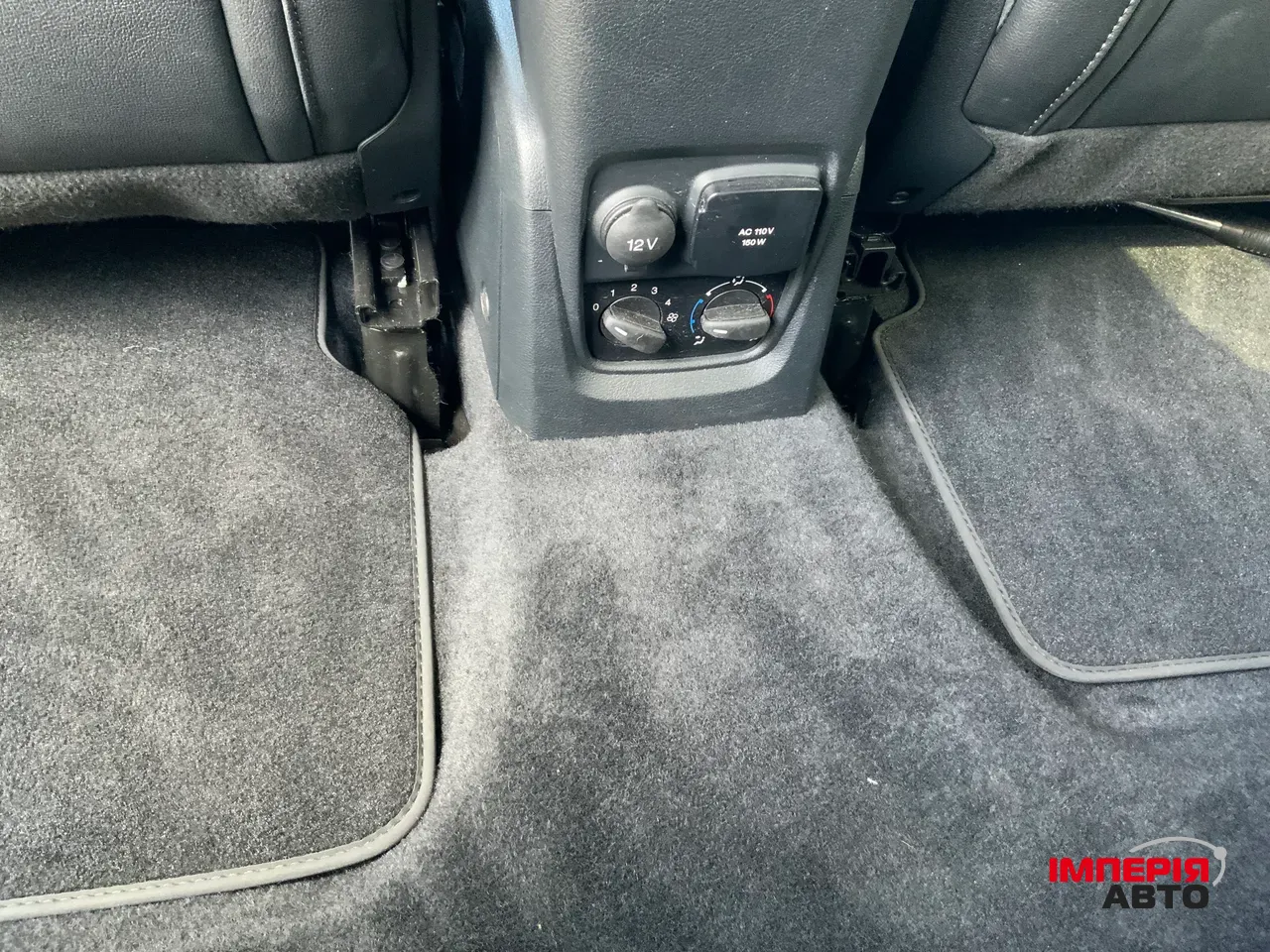 Ford Transit Connect - фото 38