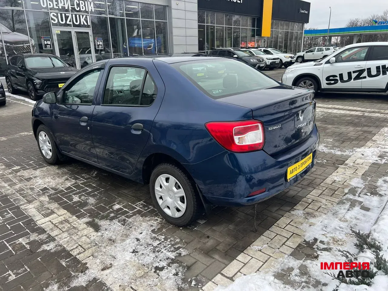 Renault Logan - фото 6