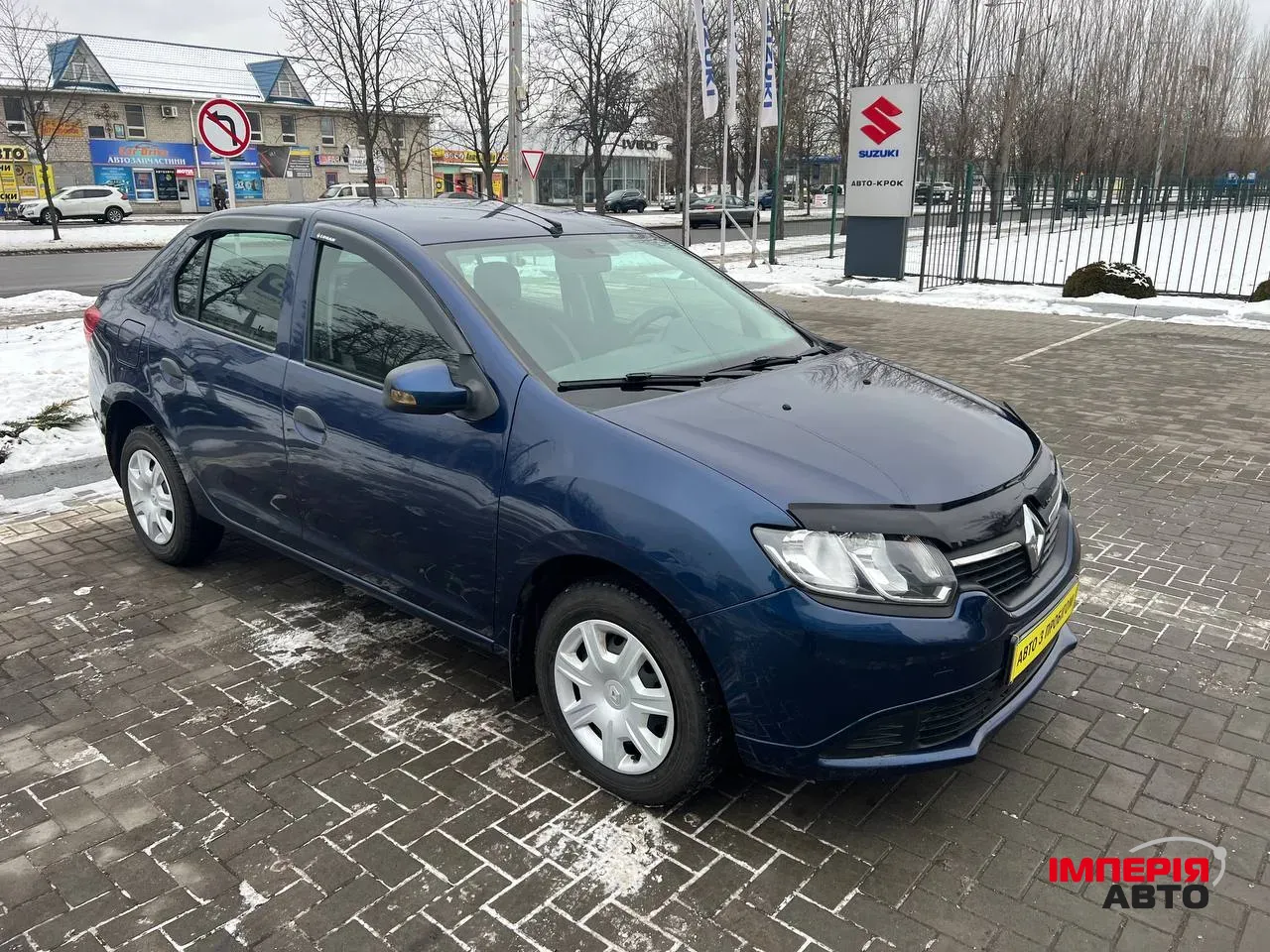Renault Logan - фото 2