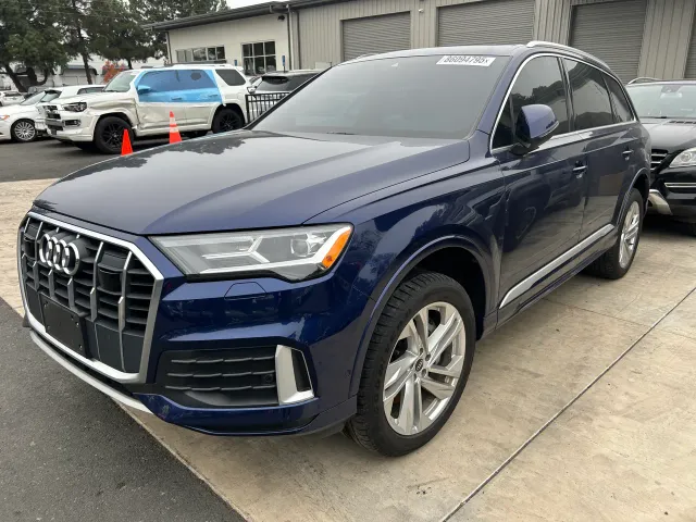 Audi Q7 - фото 2
