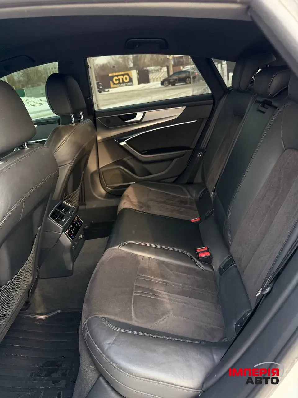 Audi A7 - фото 8