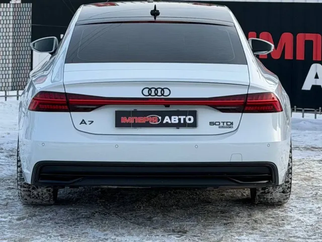 Audi A7 - фото 4