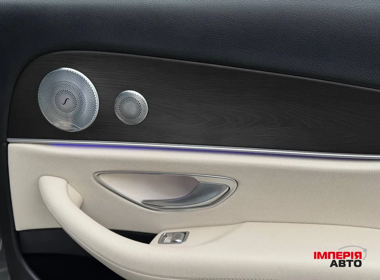 Mercedes-Benz E-Класс - фото 22