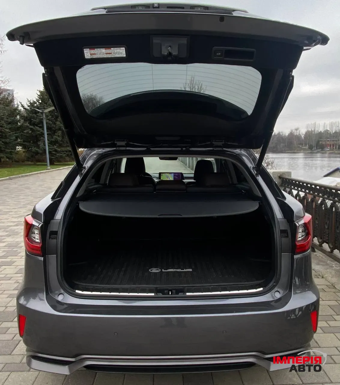 Lexus RX - фото 35