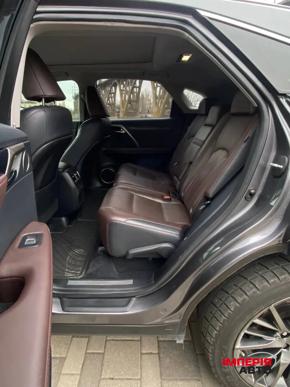 Lexus RX - фото 29