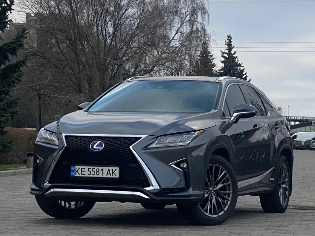 Lexus RX - фото 4