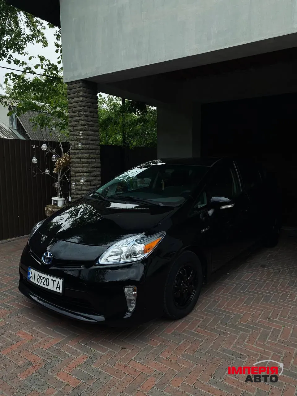 Toyota Prius - фото 1