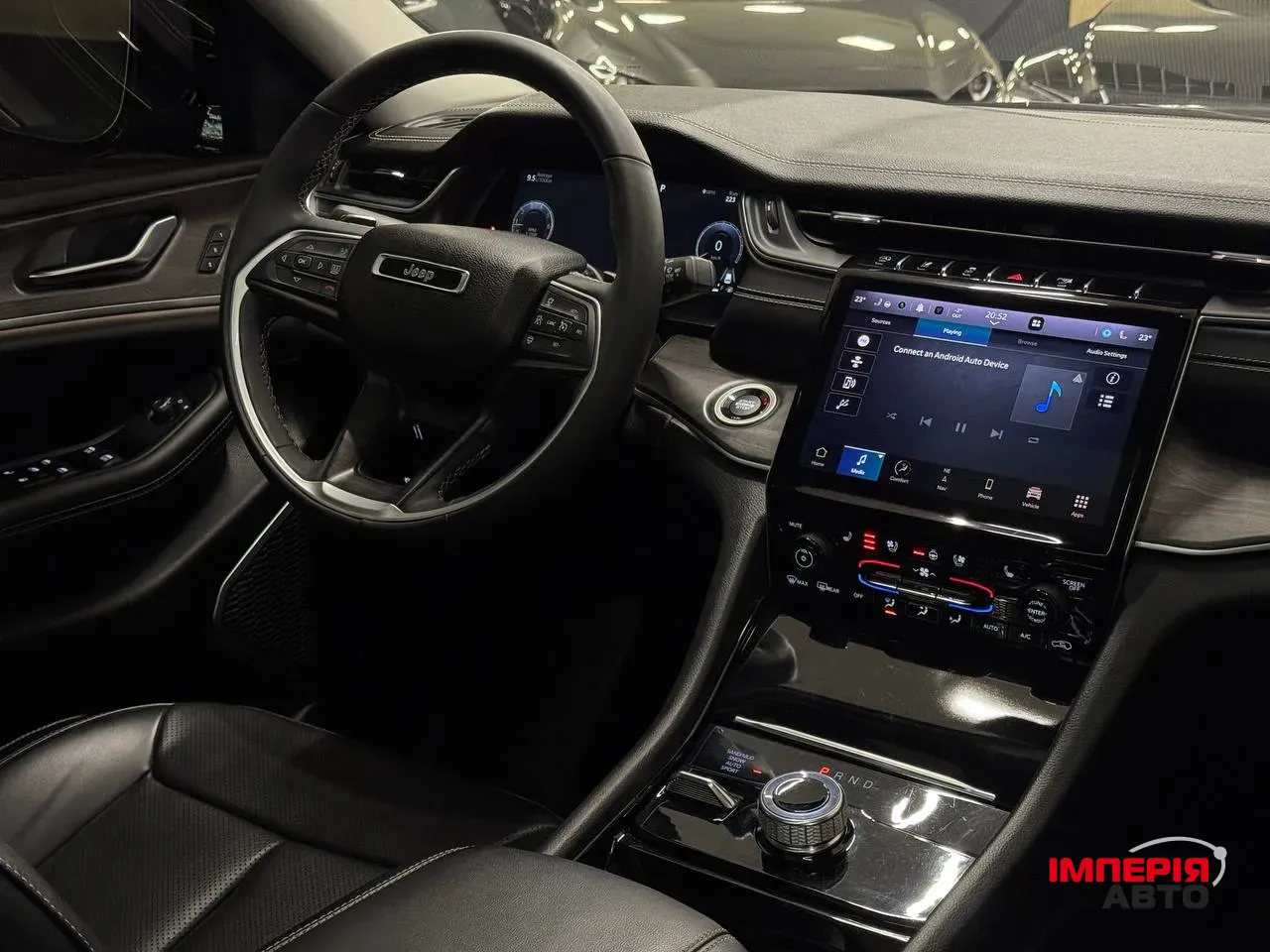 Jeep Grand Cherokee - фото 9