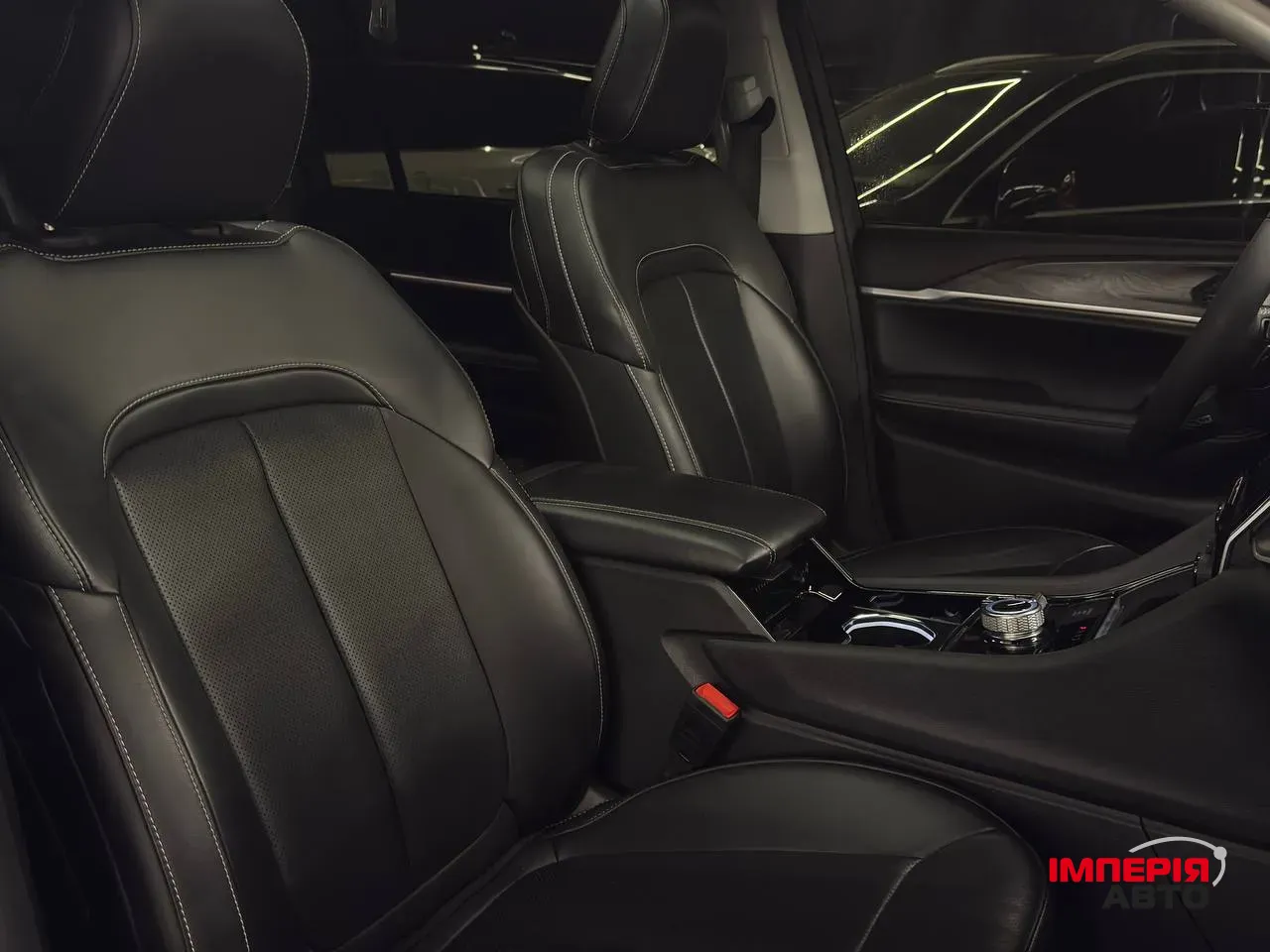 Jeep Grand Cherokee - фото 10