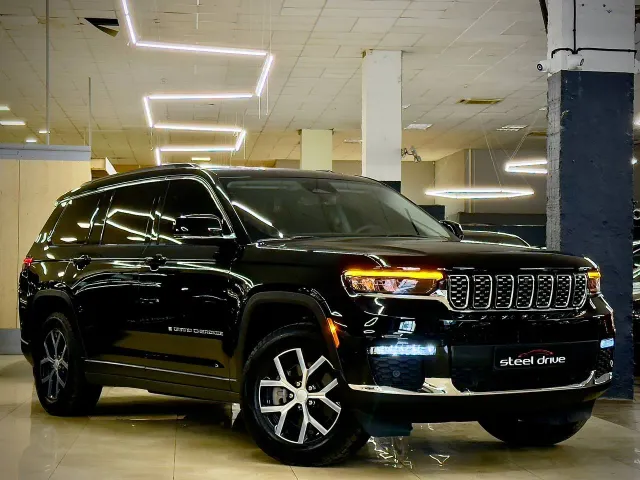 Jeep Grand Cherokee - фото 1