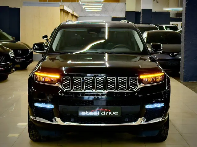 Jeep Grand Cherokee - фото 2