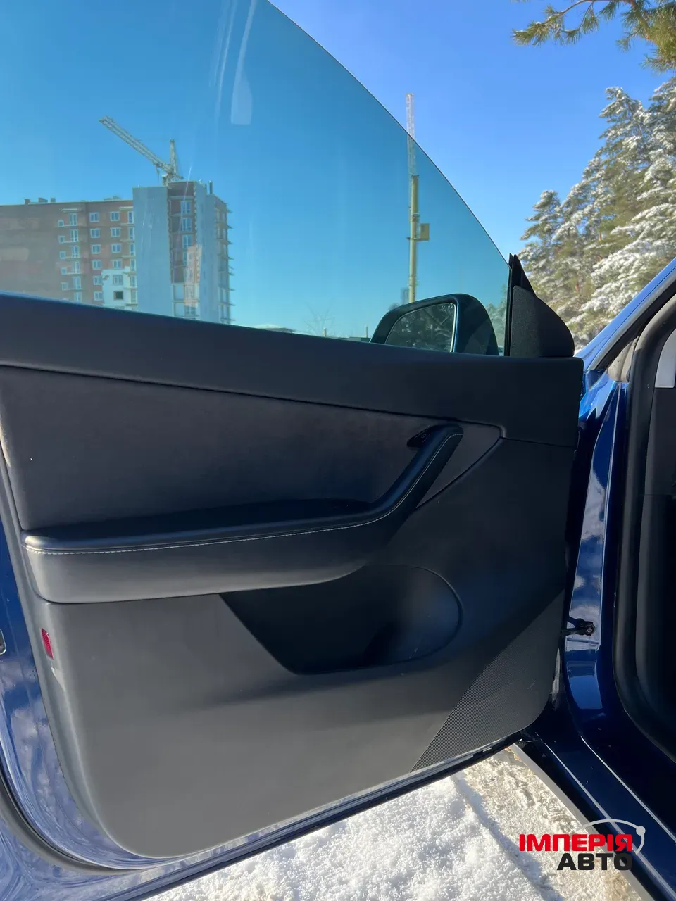 Tesla Model Y - фото 12