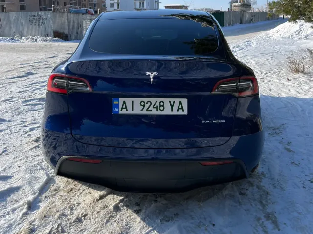 Tesla Model Y - фото 4