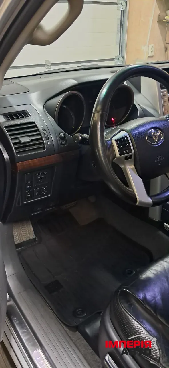 Toyota Land Cruiser Prado - фото 6