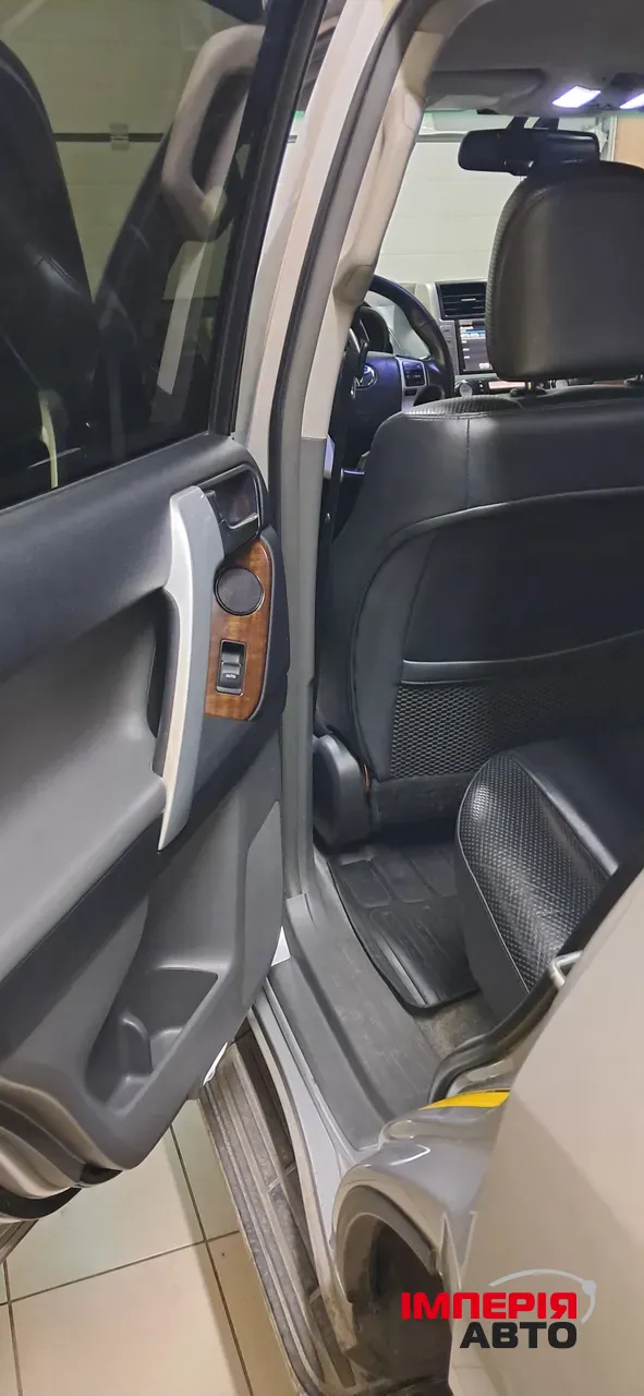 Toyota Land Cruiser Prado - фото 13