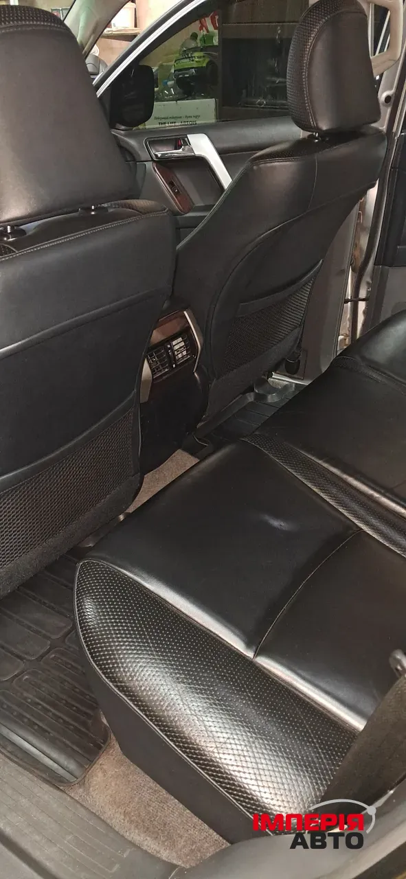 Toyota Land Cruiser Prado - фото 14