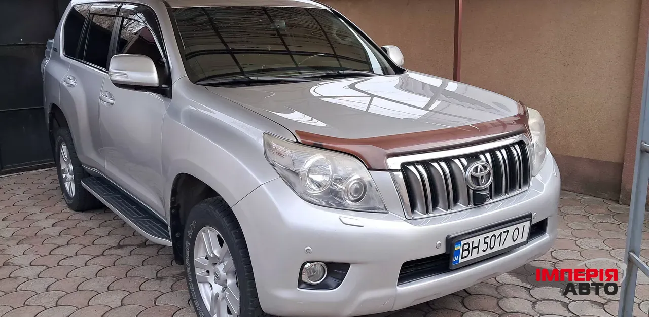 Toyota Land Cruiser Prado - фото 1