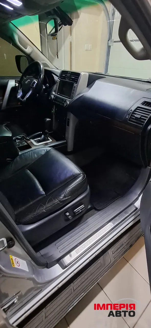 Toyota Land Cruiser Prado - фото 9