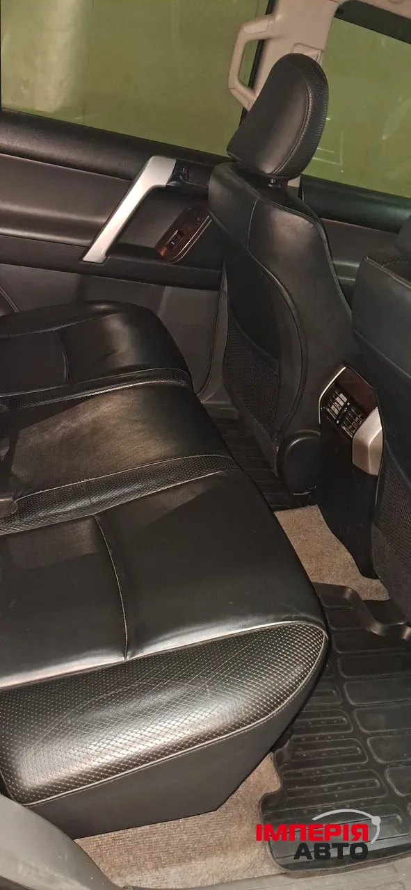 Toyota Land Cruiser Prado - фото 12