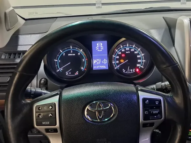 Toyota Land Cruiser Prado - фото 5