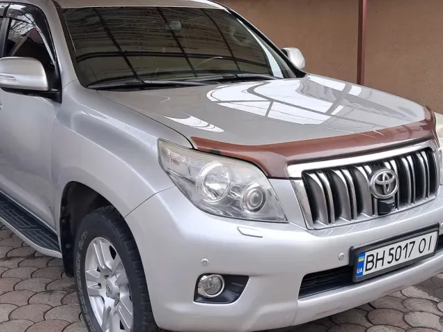 Toyota Land Cruiser Prado - фото 1