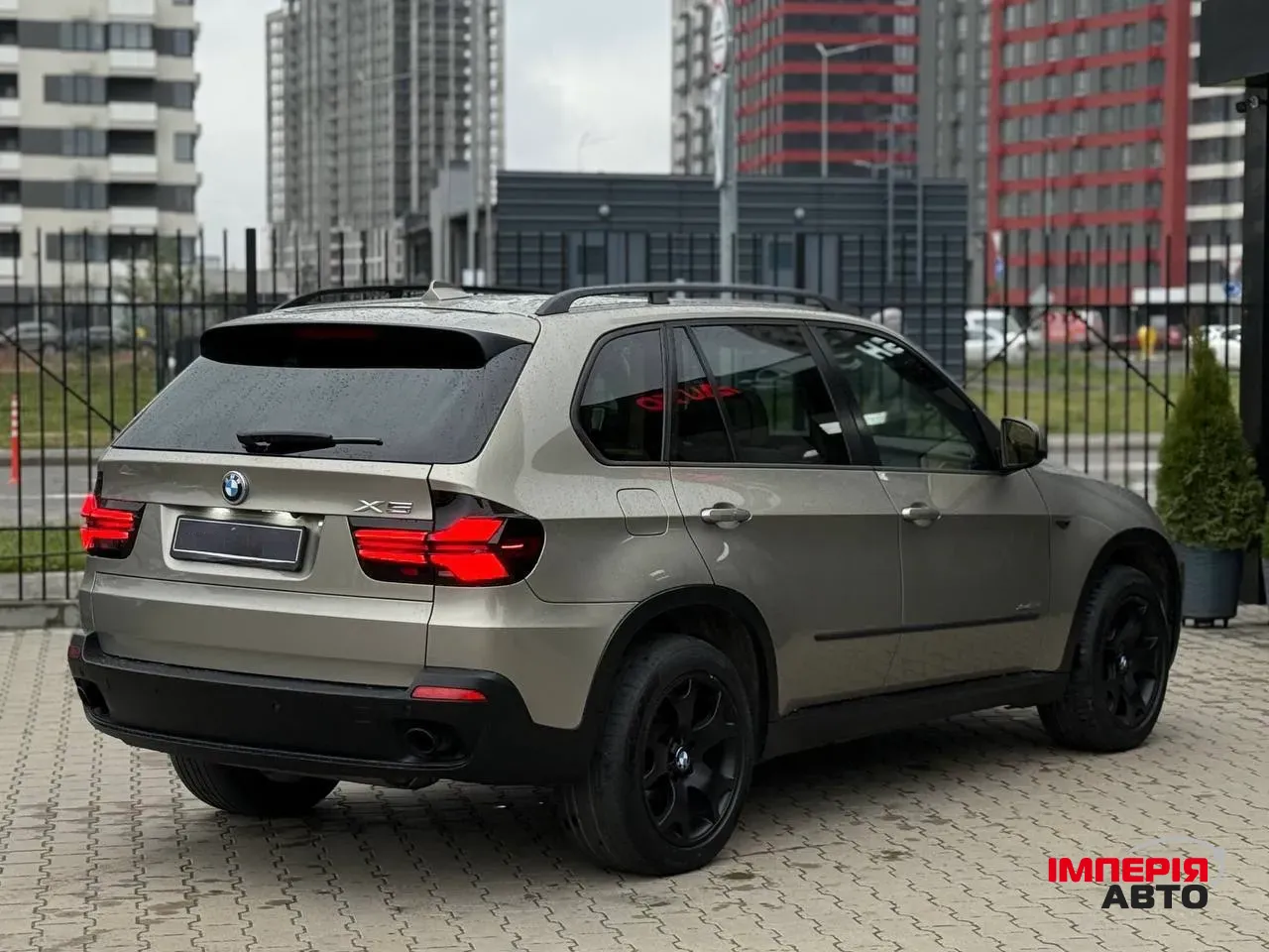 BMW X5 - фото 3