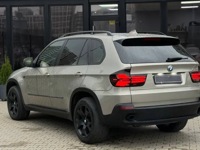 BMW X5 - фото 5