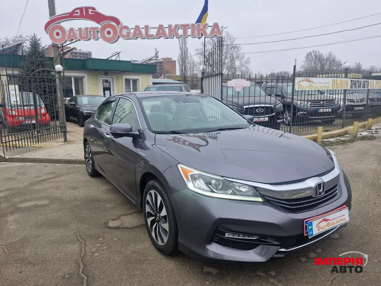 Honda Accord - фото 1