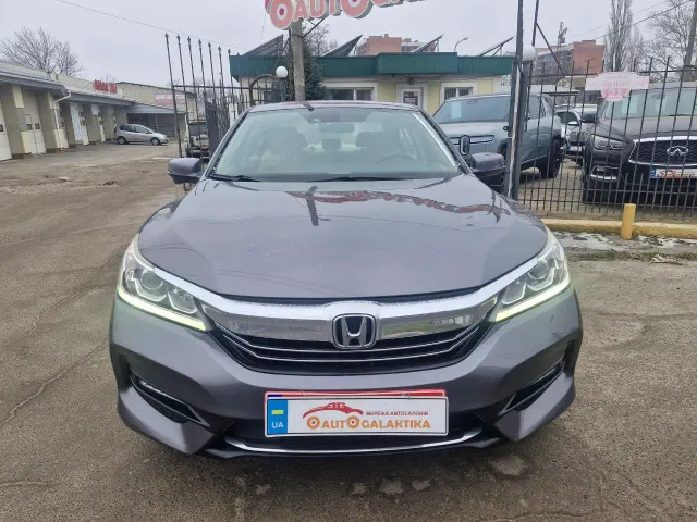 Honda Accord - фото 3