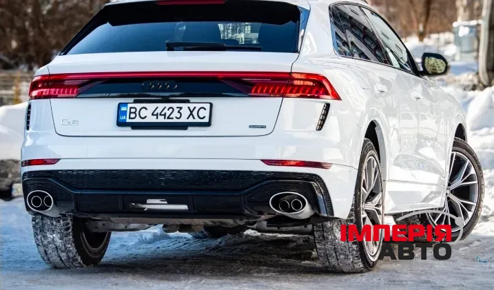 Audi Q8 - фото 7