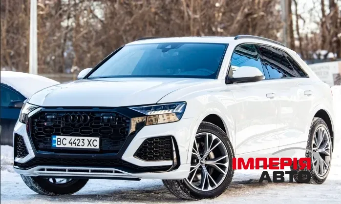 Audi Q8 - фото 5