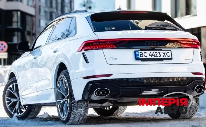 Audi Q8 - фото 8