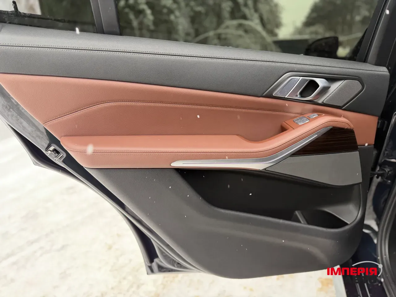 BMW X7 - фото 24