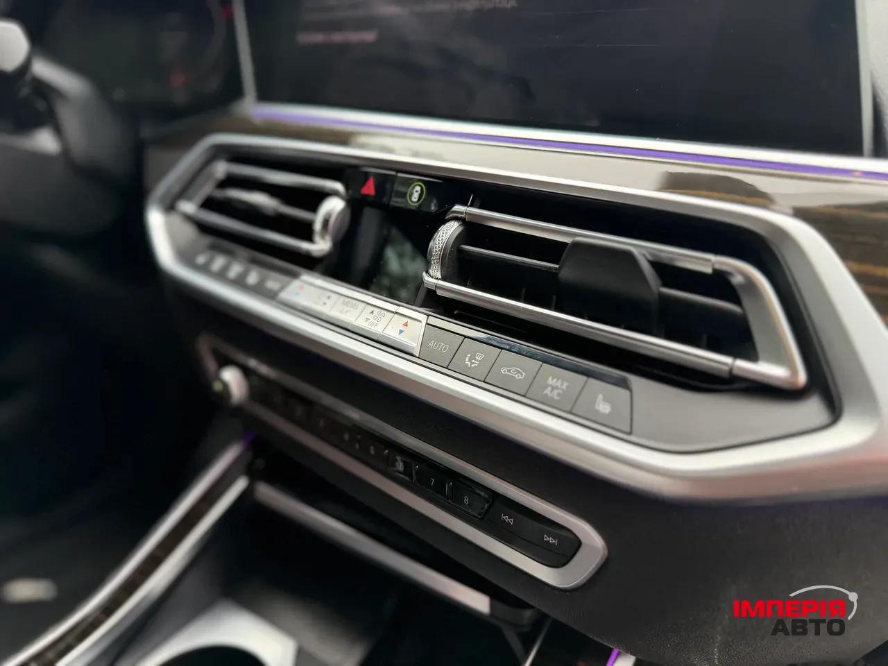 BMW X7 - фото 30