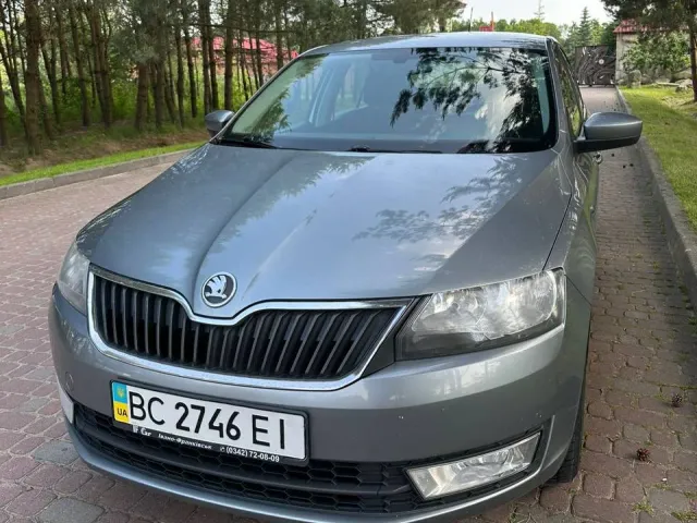 Skoda Rapid - фото 1