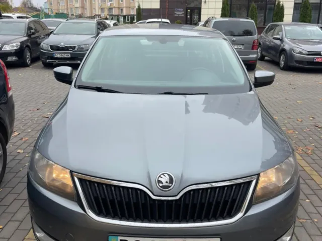 Skoda Rapid - фото 3