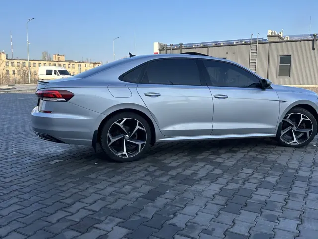 Volkswagen Passat (North America and China) - фото 4