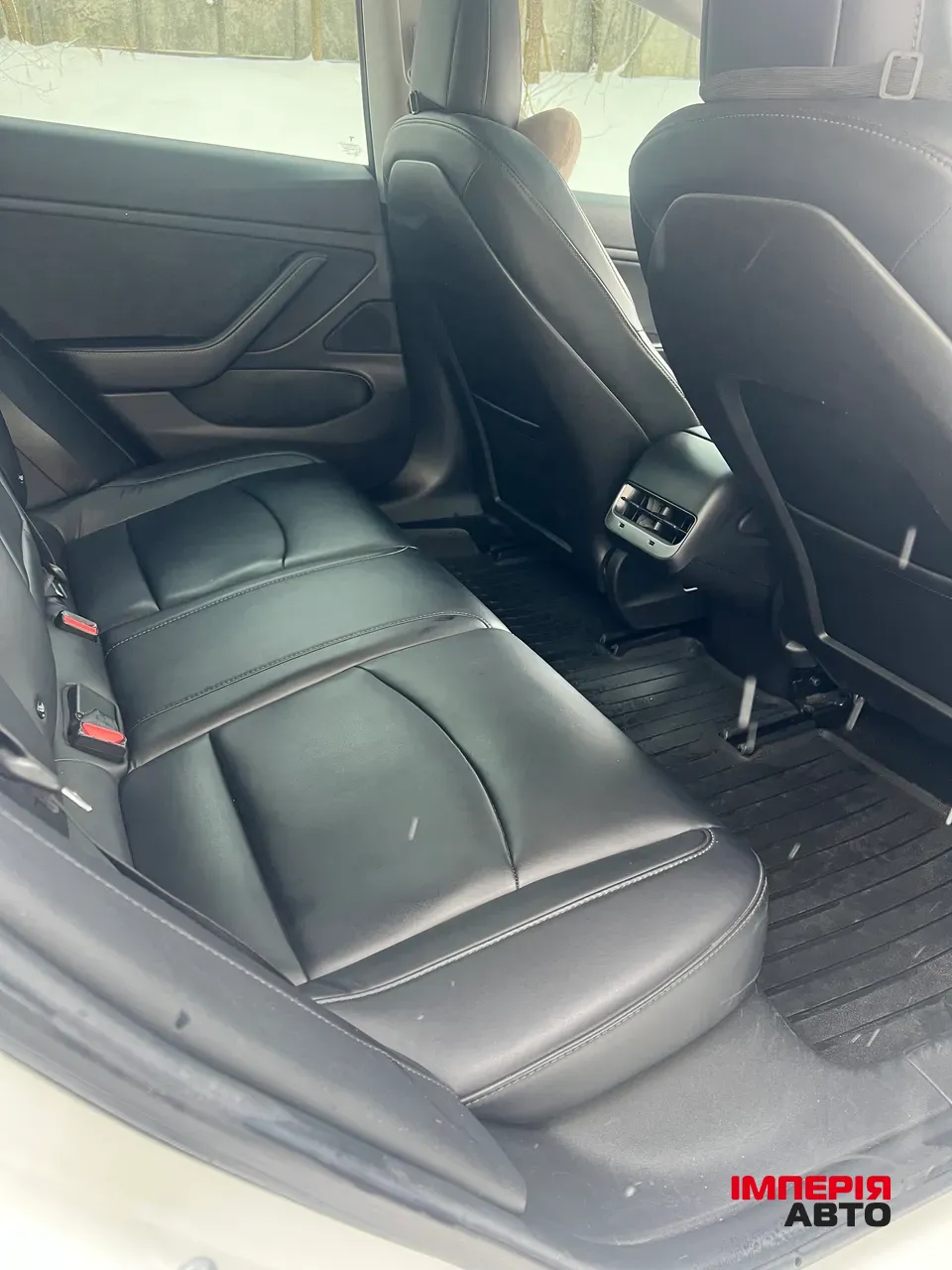 Tesla Model 3 - фото 9