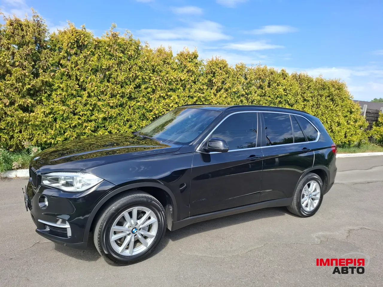 BMW X5 - фото 6