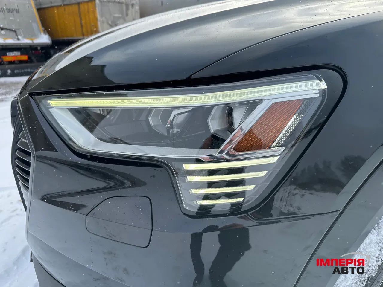 Audi e-tron - фото 13