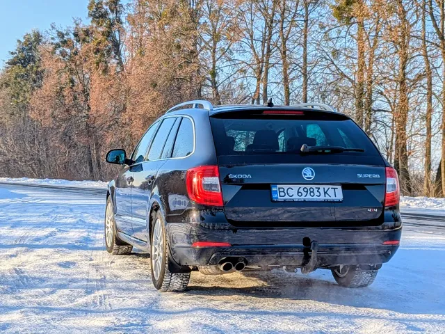 Skoda Superb - фото 4