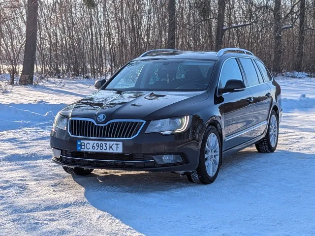 Skoda Superb - фото 3