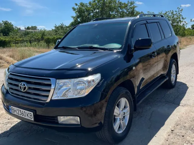 Toyota Land Cruiser - фото 3