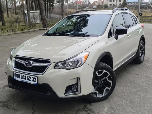 Subaru Crosstrek - фото 1